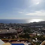 아파트 Con Impresionantes Vistas Y Piscina *