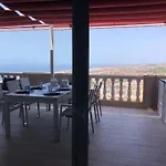 Con Impresionantes Vistas Y Piscina 아파트