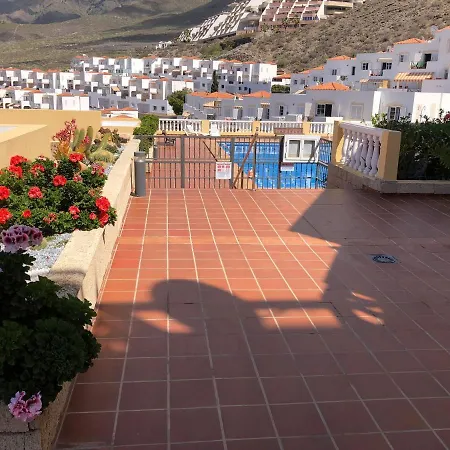 Apartamento Con Impresionantes Vistas Y Piscina *