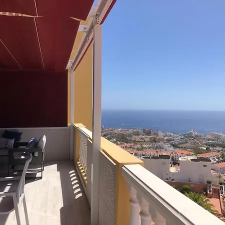 Con Impresionantes Vistas Y Piscina *