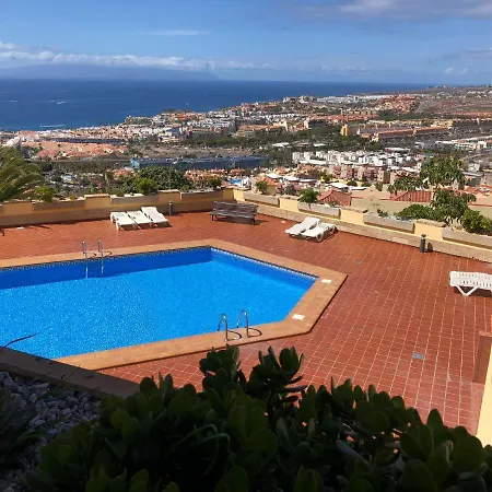 Con Impresionantes Vistas Y Piscina 아파트 *