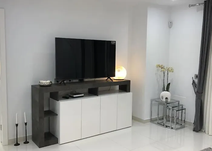 Con Impresionantes Vistas Y Piscina * Costa Adeje