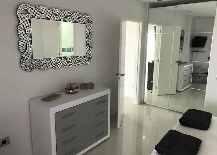 شقة Con Impresionantes Vistas Y Piscina