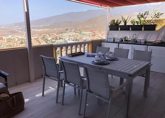 Con Impresionantes Vistas Y Piscina * Costa Adeje